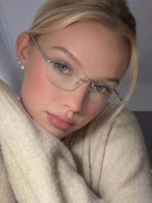 Metal Rimless Rectangular Small Frame Glasses, Unisex Minimalist Ultra-Light Fashion Eyewear, Suitable For Daily Commute - Clear - View 9