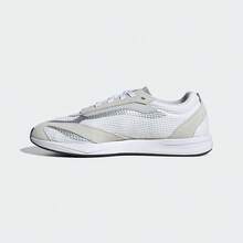 adidas LIGHTBLAZE LP حذاء جري كاجوال منخفض الرقبة للنساء، مريح ومتعدد الاستخدامات، قماش مقاوم للتآكل، رمادي وأبيض - أبيض مائل للصفرة - مشاهدة 2