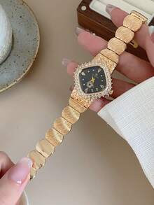 1件女款金色方形多邊形石英手錶，展現低調奢華與優雅，百搭飾品，適合作為禮物及派對穿著 - 金色 - 查看 4