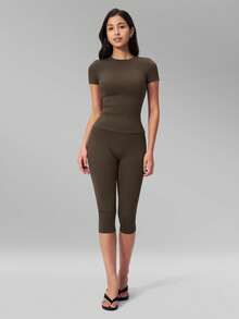 MFVIM Women 2pcs Solid Color Slim Fit Short Sleeve T-Shirt And Capris Leggings, Casual Outdoor Sports Fitness Set - Coffee Brown - View 7