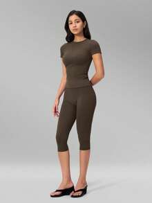 MFVIM Women 2pcs Solid Color Slim Fit Short Sleeve T-Shirt And Capris Leggings, Casual Outdoor Sports Fitness Set - Coffee Brown - View 8