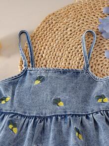 2pcs/Set Girls Toddler Street Cute Style Denim Embroidered Camisole Top & Denim Shorts Set Summer - Navy Blue - View 4