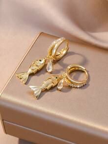 2件/組 3D可動魚形耳環，18K鍍金雙環吊墜耳環，獨特魚形珠寶，海洋愛好者送給她的禮物，適合日常、假日、約會、派對穿著，夏季度假配件 - 金色 - 查看 6