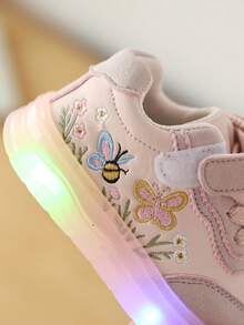 Toddler Shoes, 2026 New Style, Soft Sole, Comfortable Fit, Light-Up Girls' Sneakers, Children's Casual Sports Shoes, Suitable For Spring And Autumn - Pink - View 7