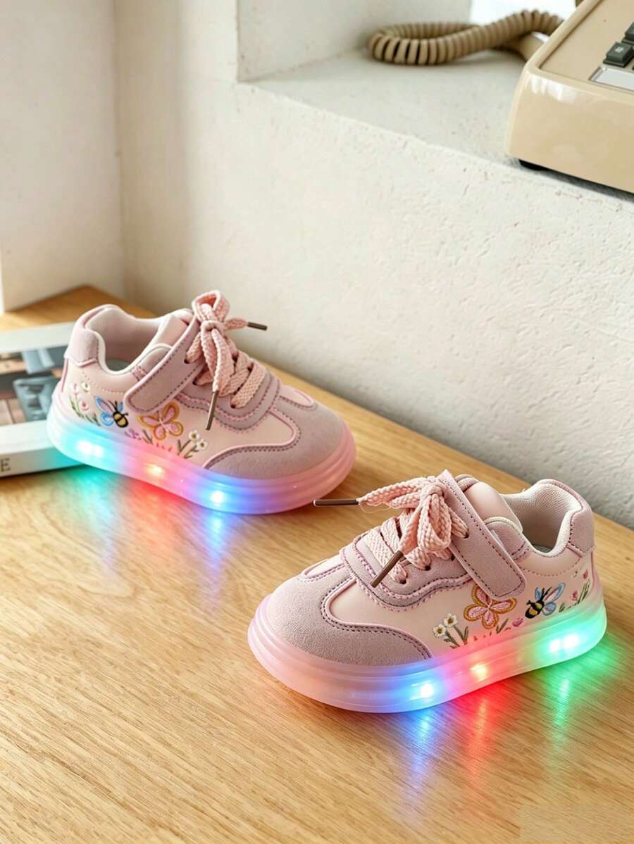 Toddler Shoes, 2026 New Style, Soft Sole, Comfortable Fit, Light-Up Girls' Sneakers, Children's Casual Sports Shoes, Suitable For Spring And Autumn