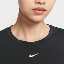 Nike Dri-Fit One Classic 吸濕排汗黑色速乾透氣短袖 常規T卹 女款 - 黑色 - 查看 3