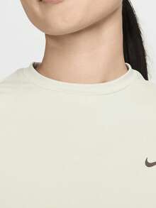 Nike 正品 Dri-FIT ADV 女款短袖跑步 T-Shirt FN2582-394 - FN2582-394 - 查看 3