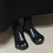 Women Flats - Black - View 6