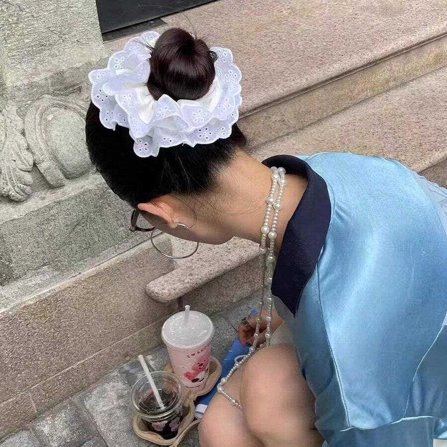 雙層大尺寸蕾絲飾邊鏤空法式浪漫蘿莉塔風女用髮圈髮帶 - 白色 - 查看 1