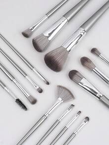 Set Kuas Makeup Premium, Alas Bedak Cair, Pembersih Kuas Besar, Set Kombinasi Kuas Makeup Wajah - Perak - View 2