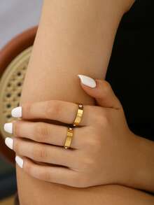 1pc Luxury Fashion Minimalist Ins Exquisite 18K Gold Plated 304 Stainless Steel Embossed D Letter Rhinestone Wide Band Couple Rings, Geometric Pattern Rings, Unisex Couple Rings, Confession Anniversary Birthday Gift Jewelry - Gold - View 3