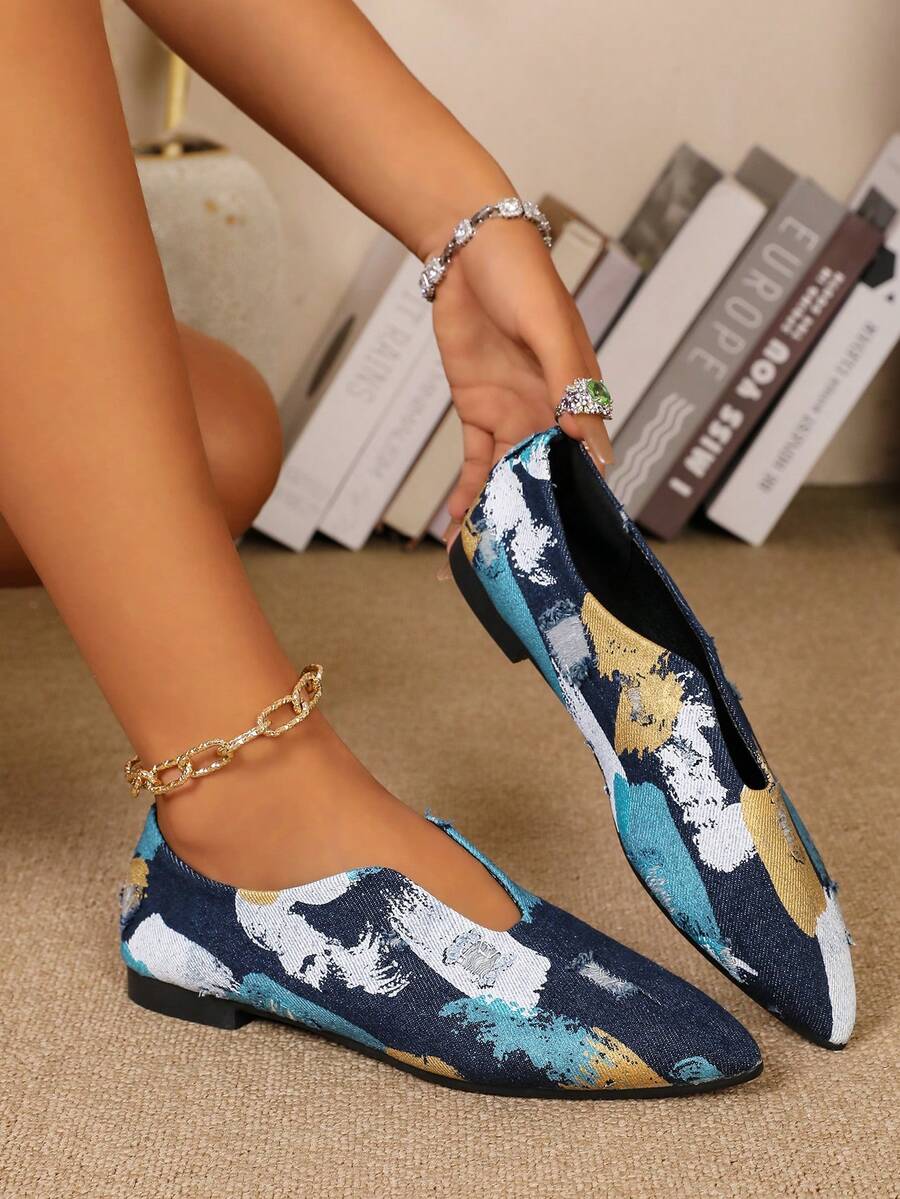 Factory Direct Premium Women's Closed-Toe Sandals, Spring/Summer French Romantic Pointed Toe Low Heel Slingback Pumps - Navy Blue - View 1