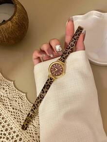 1件金色豹紋女款石英手錶，圓形，極簡奢華，優雅且成熟，百搭，適合派對與禮物 - 金色 - 查看 5