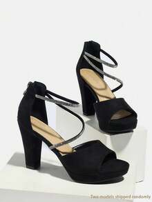 Queenigma 女士高跟凉鞋，包头，镂空设计，水钻系带装饰，精致商务舒适百搭的黑色绒面革圆头厚底踝带粗跟凉鞋，适合派对、宴会、度假、办公、约会、日常穿着，尽显优雅时尚。 - 黑色 - 查看 7