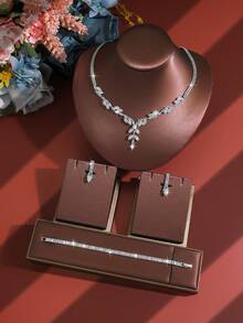4 Stücke/Set Kubikzirkonia Schmetterling Exquisites Design Multifunktions Halskette, Ohrringe und Armband Set, geeignet für den täglichen Gebrauch von Frauen, Schule, Date, Hochzeit, Party, Valentinstag, Feiertagsgeschenk - Silber - Übersicht 2