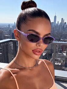 1 Pair Women's Oval Purple Frame Fashion Small Frame Sunglasses, Suitable For Tropical Beach Vacation, Shopping, Travel, Driving, Camping, Fishing And Other Occasions - Violet Purple - View 4