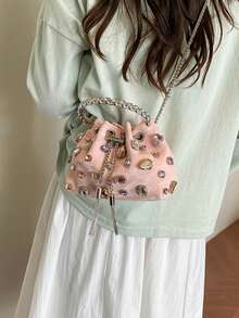 Túi đeo chéo cầm tay dáng xô cho nữ, viền đá rhinestone, tay cầm tròn, thiết kế dây rút tua rua, túi xách phong cách tiên nữ ngọt ngào, phù hợp cho đám cưới mùa xuân, tiệc cô dâu, hẹn hò, váy dạ hội trang trọng, đám cưới, tiệc sinh nhật và lễ tốt nghiệp - Hồng - Xem 3