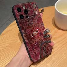 SABR Falcon 印花 2D 圖案 熱門創意高級中東風夏季清爽伊斯蘭標語水波紋花卉設計 適合長輩、朋友、家人、情侶、自用 生日禮物、節日禮物 黑色啞光軟殼全包覆防護防塵防水 相容 iPhone 17/16/15/14/13/12/11/Pro/ProMax/X/XR/XS/XSMAX/7/8/PLUS 及各機型 - 彩色 - 查看 2