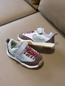 1 Paar Kinder Sportschuhe in Hellgrau-Braun & Burgunder, Farbblock, gewebter Riemen, Mesh, atmungsaktiv, langanhaltend, Mikrofaser-Leder, rutschfest, stoßabsorbierend, antikollisionssicher, breite runde Zehenpartie, Klettverschluss, dicke Sohle, Retro, Outdoor, funktional, für Kindergarten & Grundschule, Wandern, Reisen, ganzjährig, vielseitig, schmutzabweisend, nicht stickig - Grau - Übersicht 3