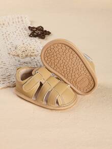 1 Pair Boys Solid Color Hollow Out Hook & Loop Flat Design Casual Versatile Sandals Suitable For Summer - Apricot - View 2