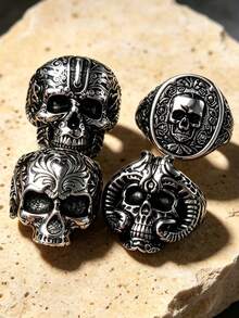 Juego de anillos de calavera tallada estilo oscuro de nicho, anillo de cabeza de carnero estilo motocicleta americana con rosa, anillo de cabeza de fantasma sobredimensionado resistente, accesorio versátil de uso diario personalizado de estilo callejero audaz y en capas, decoración regalo de Halloween, estilo aleatorio 1 pieza/2 piezas/3 piezas/4 piezas - Plata antigua - Ver 5