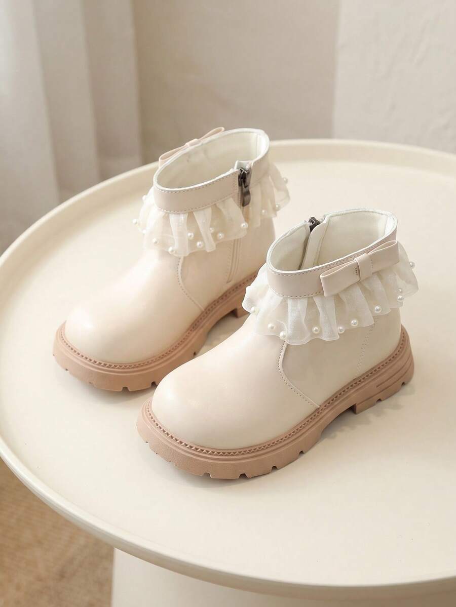 1 Pasang Sepatu Bot Pendek Anak Perempuan Model Baru 2026, Desain Sol Tebal dengan Resleting Samping dan Renda Mutiara Jala, Gaya Putri Manis, Cocok untuk Pemakaian Sehari-hari dan Pesta Ulang Tahun - Putih - View 1