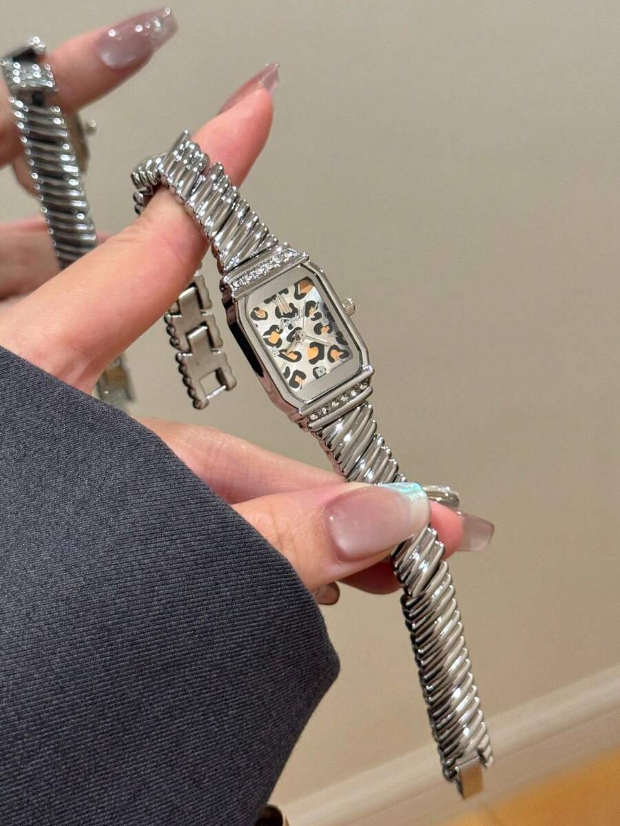 1件裝銀色方形石英女款手錶，簡約奢華，優雅迷人，適合派對、聚會與外出 - 銀色 - 查看 1