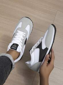 Men's All-Season Casual Lace-Up Slip-On Shoes, Colorblock Patchwork Upper Design, Round Toe, Low-Top, Vintage Commuter Versatile Casual Loafers - Grey - View 2