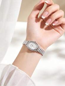 1 PC Retro Oval Women's Jewelry Quartz Watch, Alloy Case, Gold And Silver Alloy Strap, Light Luxury And Simple Commuting Women's Watch - Silver - View 6
