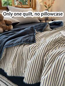 1pc Summer Thin Quilt, Shell Embroidery Edge Craft, Striped Pattern Crinkled Gauze Summer Quilt, Summer Home Bedding And Air-Conditioned Room Quilt, Suitable For Bedroom, Guest Room, Hotel, Dormitory, Machine Washable Summer Quilt, Only Quilt, Pillowcase Not Included - Blue and White - View 1