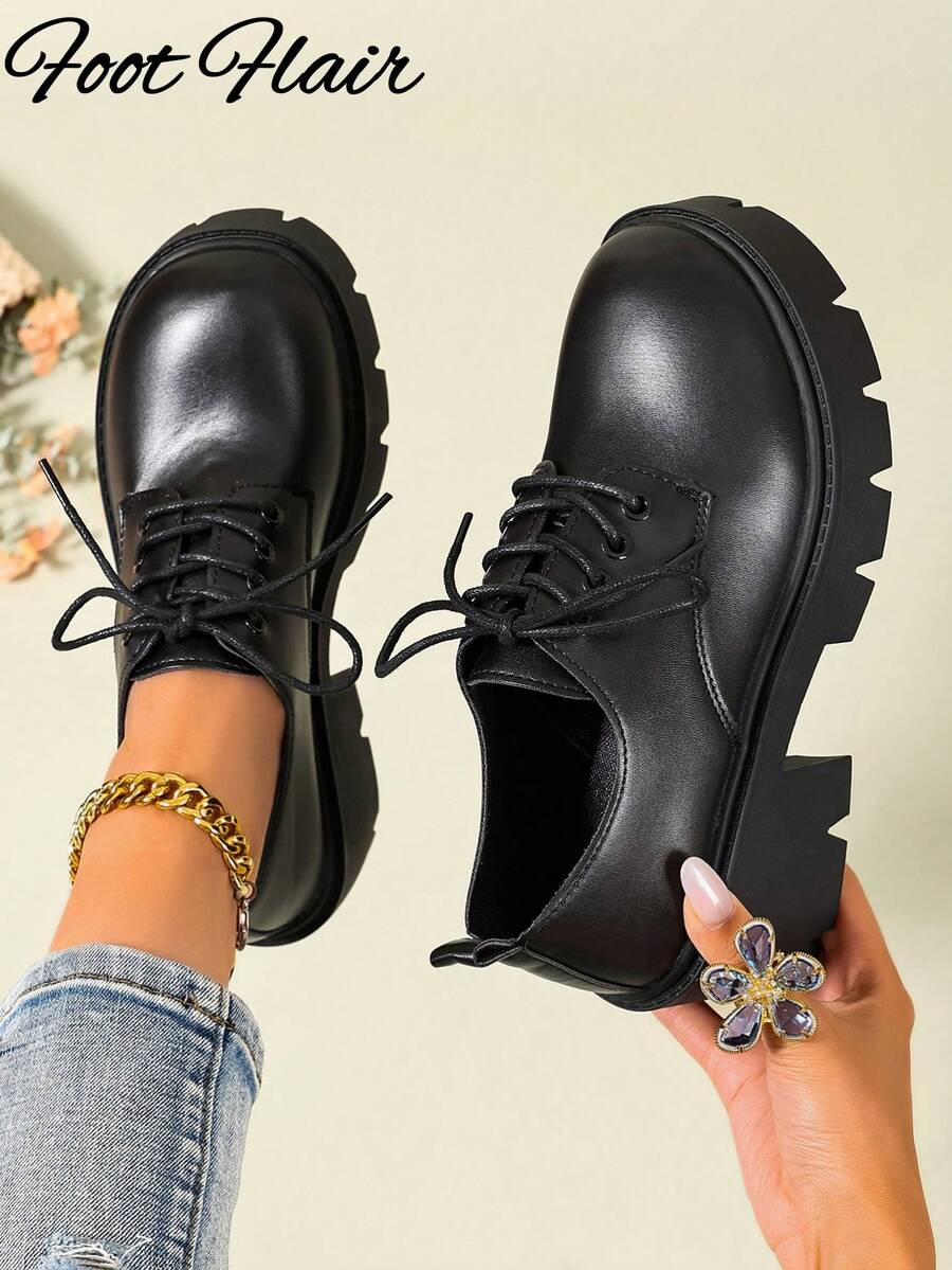 女款啞光黑綁帶圓頭經典百搭鞋，尺寸 35-43 可選