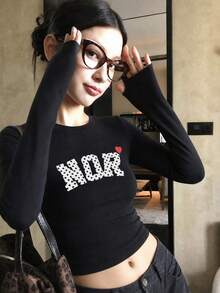Y2K甜美酷感女款秋冬新款 1件式小碼個性化愛心字母波點印花休閒修身顯身材長袖黑色上衣 - 黑色 - 查看 3