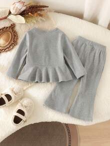 2pcs Baby Girl Soft Feminine Style 3D Brushed Bow Decor Ruffle Hem Round Neck Long Sleeve Top & Matching Color Flared Long Pants Set, Suitable For Spring/Autumn Home Wear - Grey - View 2