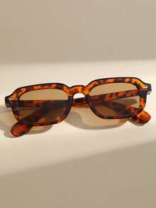 1pc New Women's Square Small Frame Retro Minimalist Elegant Fashion Glasses, Suitable For Street, Vacation, Versatile Accessory - Multicolor - View 4