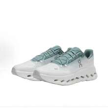 On Running Women Running Shoes - 6 - 查看 3