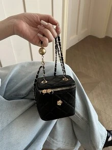 Mini Lightweight Small Bag, Chain Bag, Quilted Bag, Clutch Bag, Bucket Bag, Crossbody Bag, Suitable For Girls, College Students, Middle-Aged People And White-Collar Workers, Applicable For University, Work, Business, Commute, Outdoor, Travel, Picnic And Other Occasions. - Black - View 5