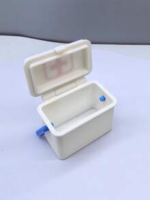 Miniature Medicine Box Model, Flip-Top Small Storage Box With Handle, Model House Decor, Desktop Gadget Storage Box, Creative Ornament, Halloween Decoration - Miniature First Aid Kit - View 4