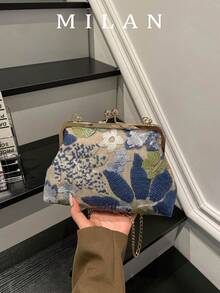 Màu xanh bụi bặm