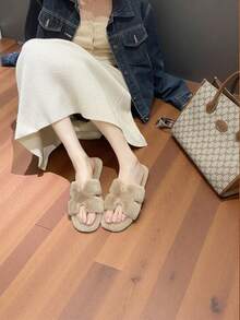 Pantoufles kaki pour femmes, pantoufles douces et moelleuses pour la maison, pantoufles ouvertes confortables et chaudes en peluche, pantoufles confortables pour l'intérieur/l'extérieur, pantoufles respirantes en peluche moelleuse, pantoufles légères d'hiver pour le sol de la maison, pantoufles de chambre en peluche de couleur unie pour femmes - Kaki - Voir 10