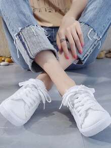 Flat Fashion Women's Slip-On Sneakers, Casual Versatile Slouchy Loafers - White - View 5