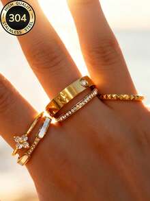 VJS 2026 Set Cincin Tumpuk Stainless Steel Berlapis Emas 18K Terbaru, Gaya Wanita, Motif Daun Semanggi, Dekorasi Putih dan Cincin Berlian Penuh yang Dipersonalisasi, Perhiasan Minimalis Hypoallergenic, Hadiah Hari Ibu yang Sempurna, Pesta, Liburan, Aksesori Pemakaian Sehari-hari, Satu Set Mengatasi Kekhawatiran Akan Aksesori - Yellow Gold - View 2