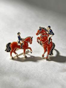 2pcs Creative Cartoon Vintage Knight Riding Horse Alloy Brooch, British Equestrian Oil Drop Badge Clothing Accessory, Backpack & Jacket Decoration - C3589 - View 4