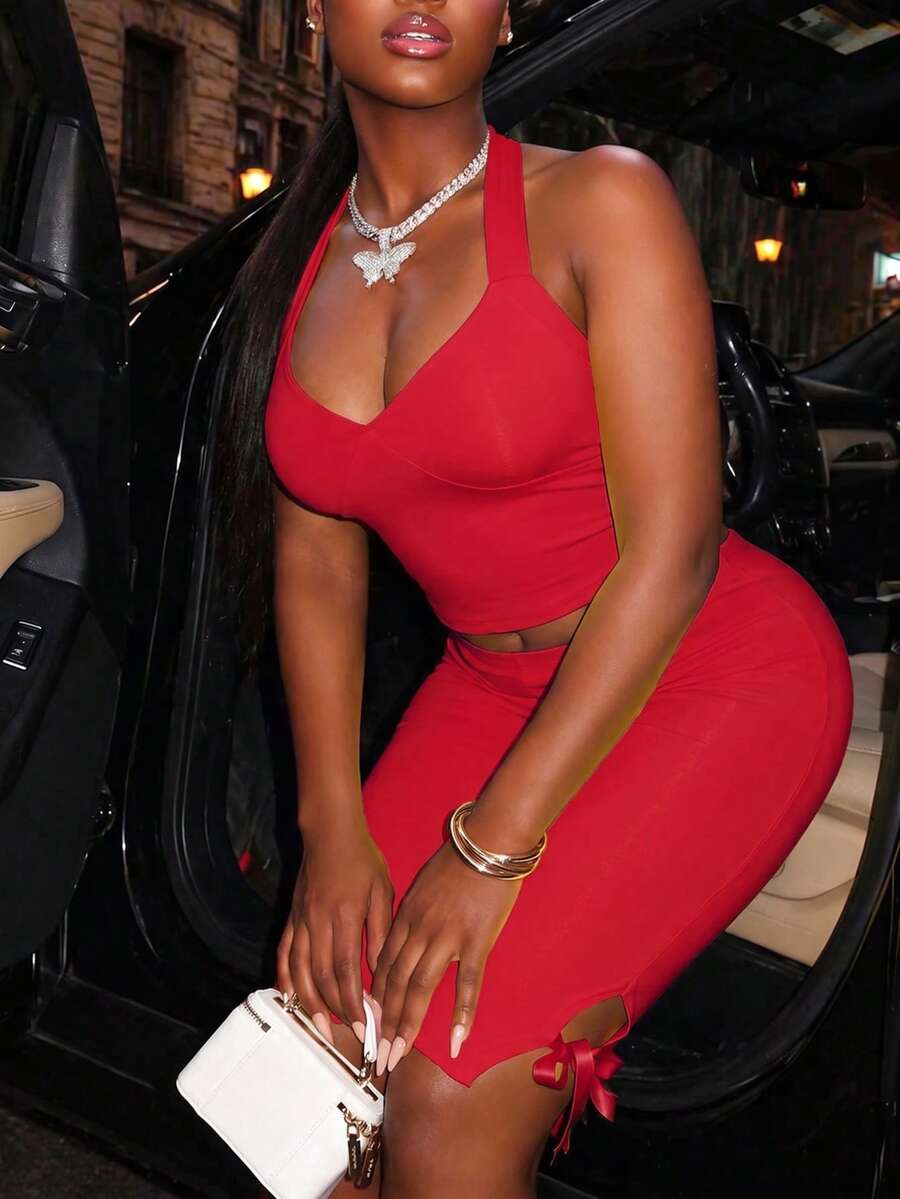 Y2K风格女士性感纯色深V领系带露脐上衣和修身瑜伽裤两件套,舒适纯色休闲套装,适合度假/办公/日常/户外/派对/母亲节等场合,也适合音乐会、街头风、生日、夜店、节日等各种场合,春夏秋冬皆宜。 - 紅色 - 查看 1