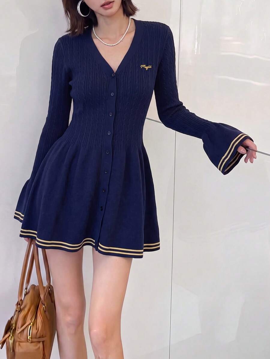 女款秋冬優雅修身學院風對比條紋V領連身裙 - 藏蓝色 - 查看 1