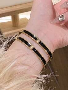 Set Gelang Mewah 2 Buah dari Baja Tahan Karat dengan Motif Langit Berbintang dan Lapisan Emas, Perhiasan Wanita Tahan Air dan Tidak Luntur - Set gelang dua bagian, gaya A - View 13