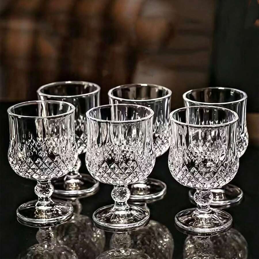 Gelas Kaca Berkaki Tinggi Mewah Ringan dengan Ukiran / Desain Tekstur Potongan Berlian yang Indah, Cocok untuk Minum Sehari-hari di Rumah, Anggur Merah, Jus, Minuman Teh Sore, Penataan Suasana Restoran Homestay, Resepsi Tamu Pesta, Peralatan Minum yang Praktis dan Sangat Menarik - Clear - View 1