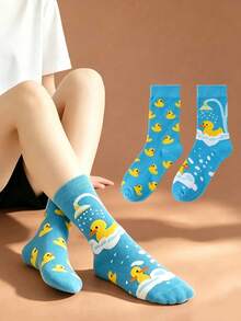 2 Pairs Women's Cute Cartoon Duck Asymmetrical Mid-Calf Socks, Blue Rubber Duck Pattern A&B Mid-Calf Socks, Soft Fun Novelty Casual Socks, Suitable For Students Daily Street Wear - Multicolor - View 2