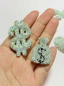 1 pieza Blanco Lujo Brillo Completo de Strass Símbolo de Dólar Bolsa de Dinero Lazo de Labios Oso Mariposa Adorno de Encanto de Diseñador Funda de Teléfono Decoraciones de Coche DIY Sin Adhesión Espejo Retrovisor Accesorios de Salida de Aire del Coche Manualidades - blanco - Ver 6