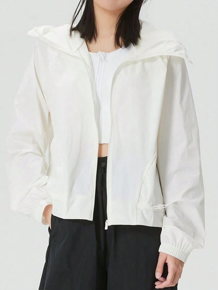 Adidas 女款涼感梭織寬鬆版型短版拉鍊連帽長袖防曬外套 - 漢玉白 - 查看 1