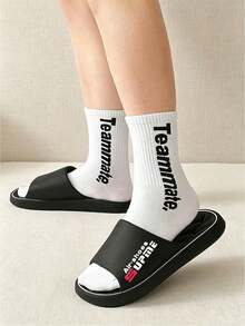 Fashionable New Men's Slippers, Diagonal Letter Patch Design Sporty Style, Unisex Couple Home Slippers, Suitable For Beach/Indoor/Outdoor Sports/Poolside, Comfortable For Long Wear, Casual Versatile Style - Black - View 4